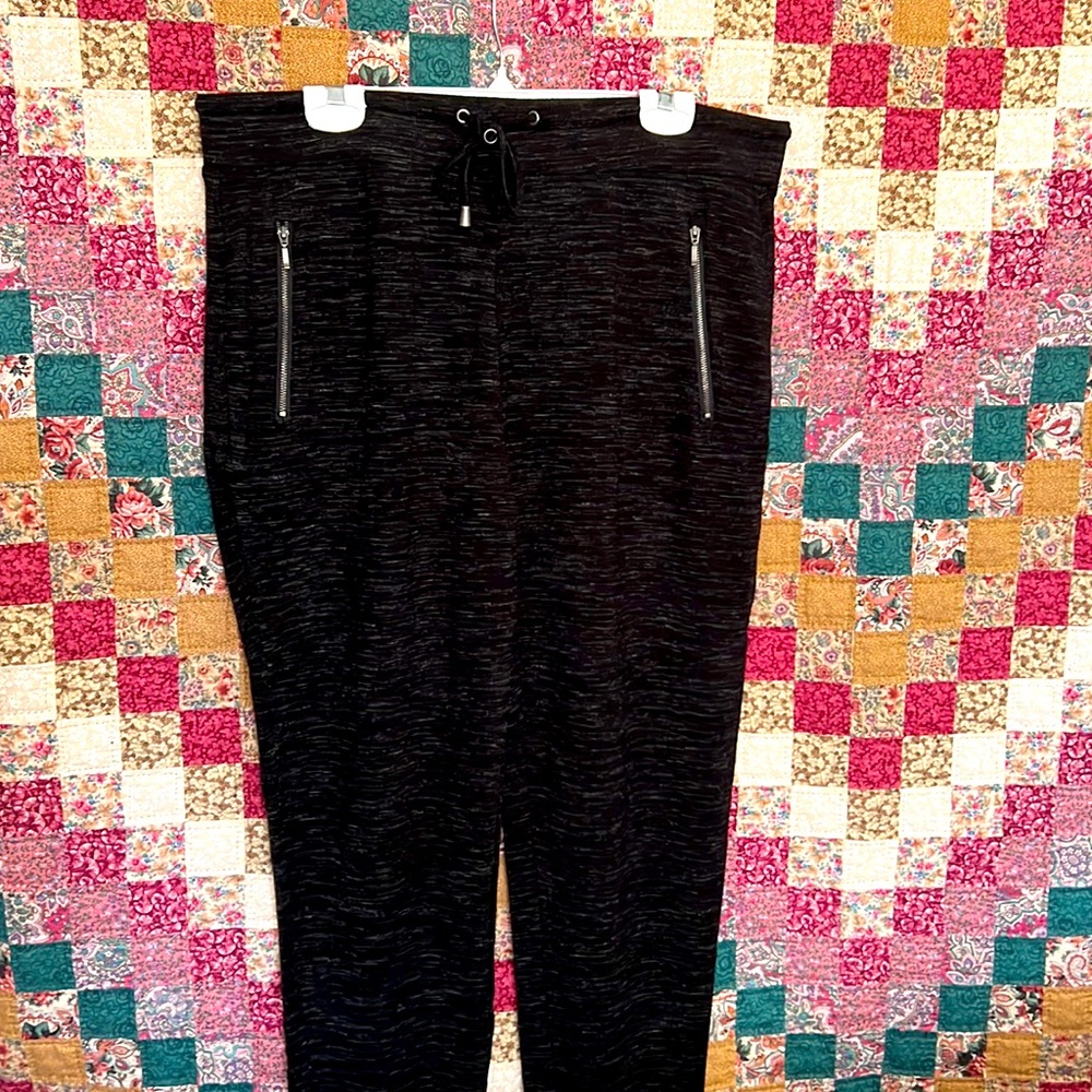 Tahari pants black soft with drawstring waist XL. Lounge comfort pant, knit
